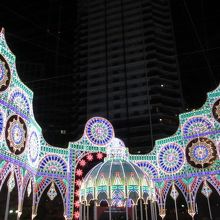 東遊園地のスパッリエーラ