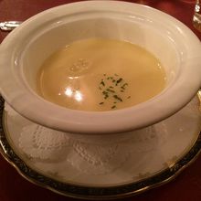 あったかい特別なスープです。