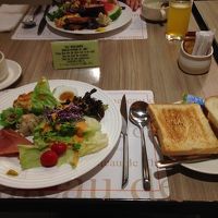 朝食会場もキレイなので美味しくいただけました