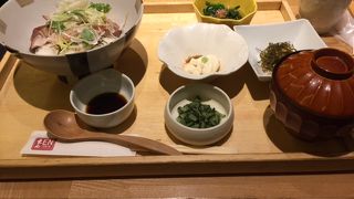 オシャレな居酒屋