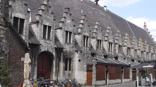 今はレストラン