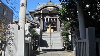 頼朝が建立？