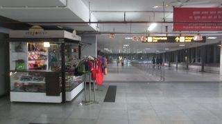 インディラ ガンディー国際空港の周囲