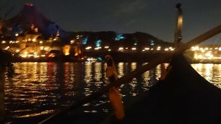 水面からシーを見渡せる