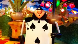 アリス気分でランチ