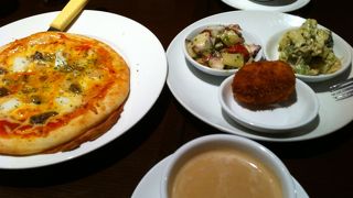 caffe gino 田園調布