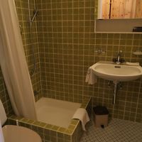 シャワー・トイレ。バスタブなし。