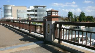 城をイメージしたデザイン