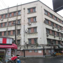 上海優秀歴史建築。武定公寓の建物。