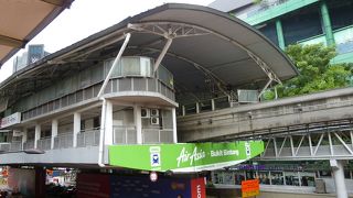 繁華街の最寄り駅