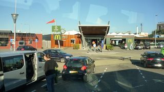 ラプレイス (ブレダハーゼルドンク店)