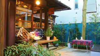 日本初の塩とオリーブの専門店