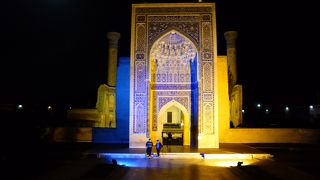 昼間はすごい人でした