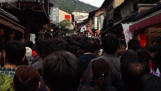 ベストシーズンの連休の混み具合は鬼