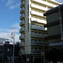 単なるワンルームマンションを改装した感じ