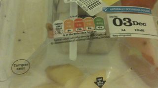 お土産も軽食も揃う