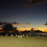 プライベートビーチで夕焼け