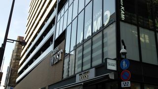 ショッピングモール