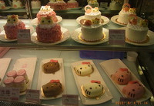 Hello Kitty Sweets（ハローキティスイーツ）