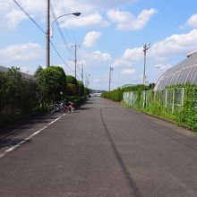 結構奥に入ったところにあります