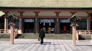 巨大鳥居は圧巻