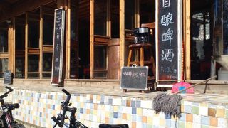 束河古鎮で自転車をレンタルして行くのがオススメです。