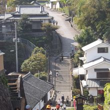 志保屋の坂を撮影