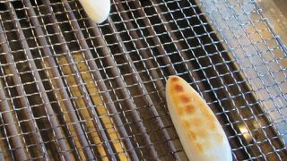 笹かまの手焼き体験ができる