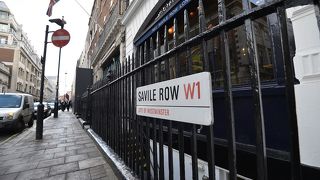 背広の語源とも言われる通り