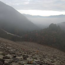 恵那市街から迫ってくる霧