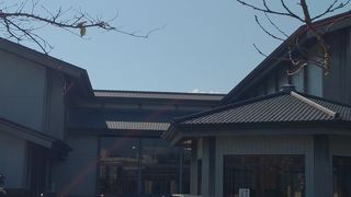 鶴丸城址にあります