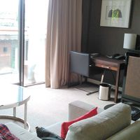 部屋から外を臨む