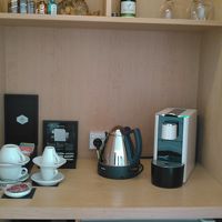 紅茶とコーヒーは只