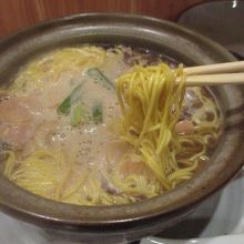 鍋焼きラーメンばさら (高知店)