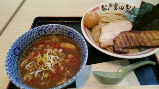 フードコートの人気つけ麺