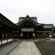 １６００年に創建されました