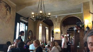 店内も雰囲気があります