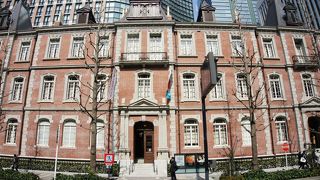 コンドル設計の日本初の洋風オフィス建築