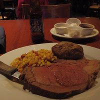 約$10のプライムリブが宿泊代に含まれていた