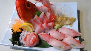 安くて美味しい魚市場の食堂