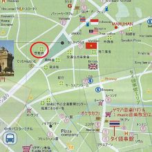 ラオス首相官邸の場所です。ランサーン通りに面しています。