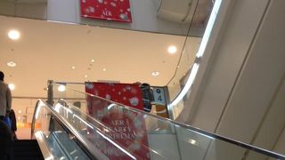 展望台もあるショッピングモール。