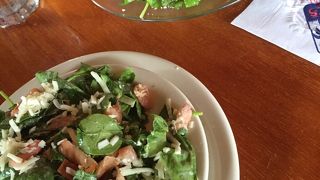 バズズ オリジナル ステーキハウス　パールシティ店