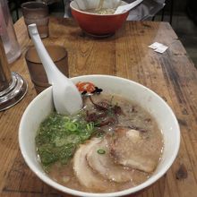 めんたい御飯つきでしたが、ラーメンだけの撮影です