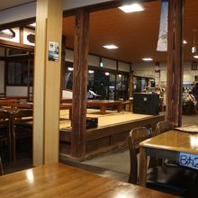 座敷もあります