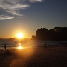 ライレイビーチの夕日