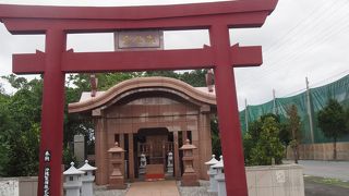 沖縄製糖のむかいに