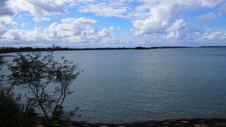 下地地区に広がる湾