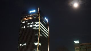 無料の展望室があります