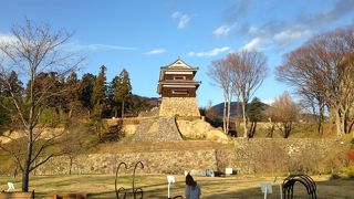 往時を偲ぶ遺構の数々